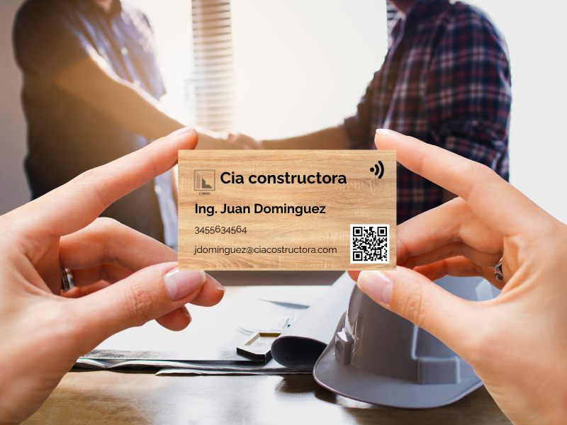 Tarjeta Profesional de Madera con NFC y QR – LinkMeID