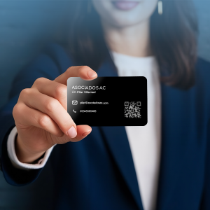 Tarjeta Profesional Metalizada con NFC y QR – LinkMeID